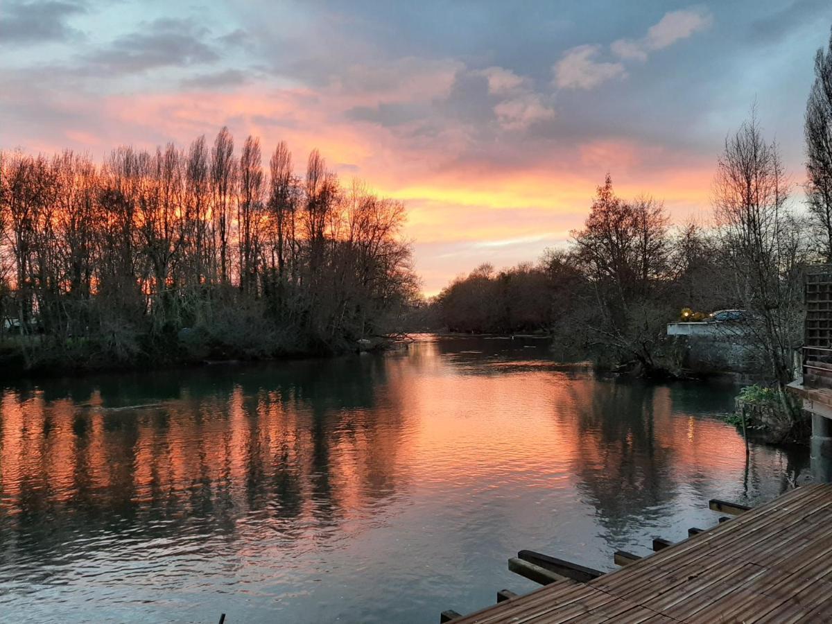 Dans Moulin Au Bord De L'Eau, Appartement Chaleureux Saint-Pryvé-Saint-Mesmin Esterno foto